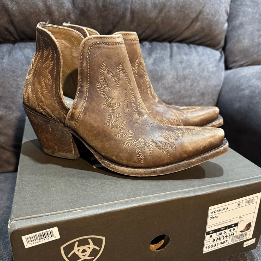 Ariat Dixon Booties
